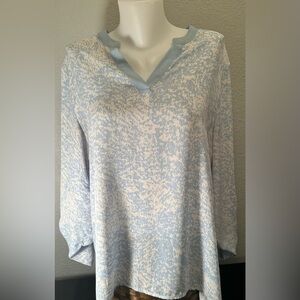 Kenneth Cole women’s extra large blouse
